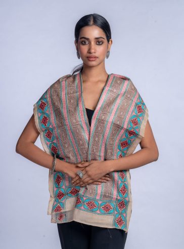 Squares & floral pattern- Kantha silk stole