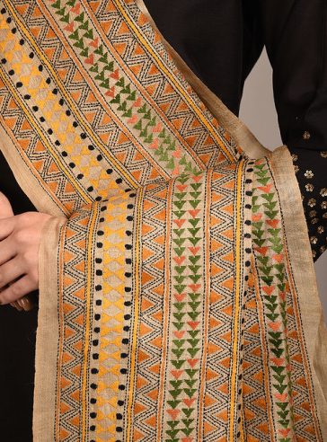 Baugh aar folk- Kantha embroidered on pure Tussar Silk Orna