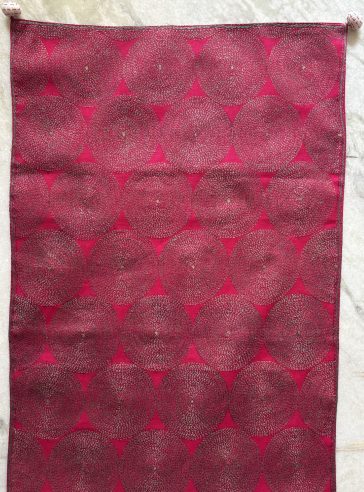 Circle - Dark Pink - Kantha table runner