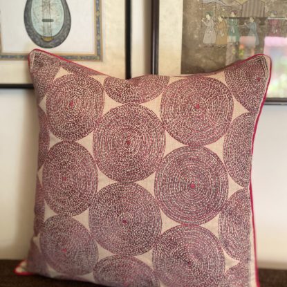 Gole- Kantha cushion cover