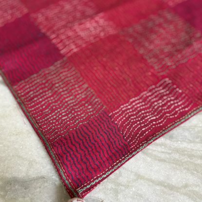 Kimi - Dark Pink - Kantha table runner