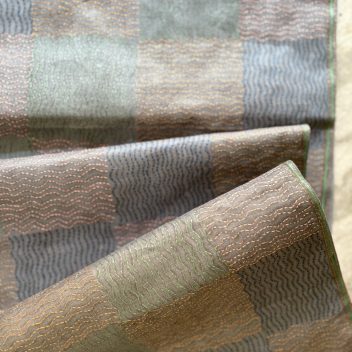 Kimi - Grey - Kantha table runner