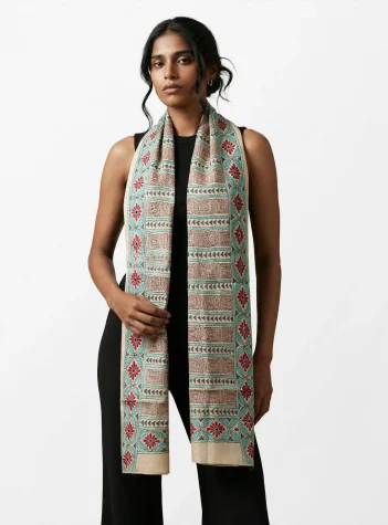 Squares & floral pattern- Kantha silk stole - New